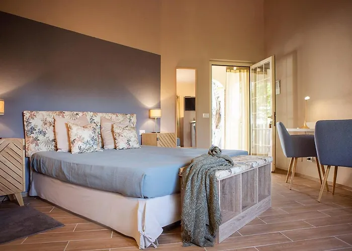 Rta Costa Etrusca 3*